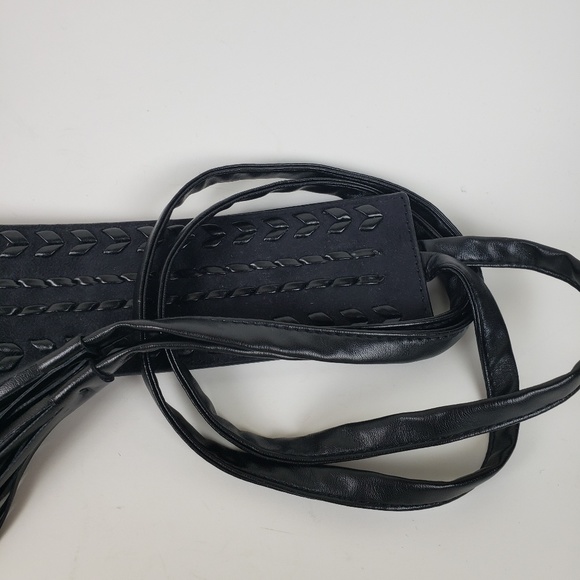 NWOT Express Black Tie Waist Belt, One Size - Picture 3 of 5